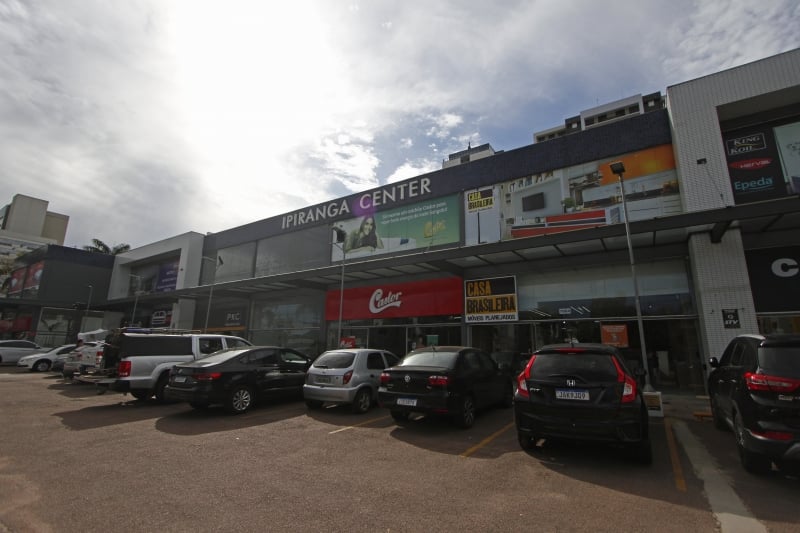 Fotos do centro Ipiranga Center e fachada das lojas do local Foto: ANDRESSA PUFAL/JC