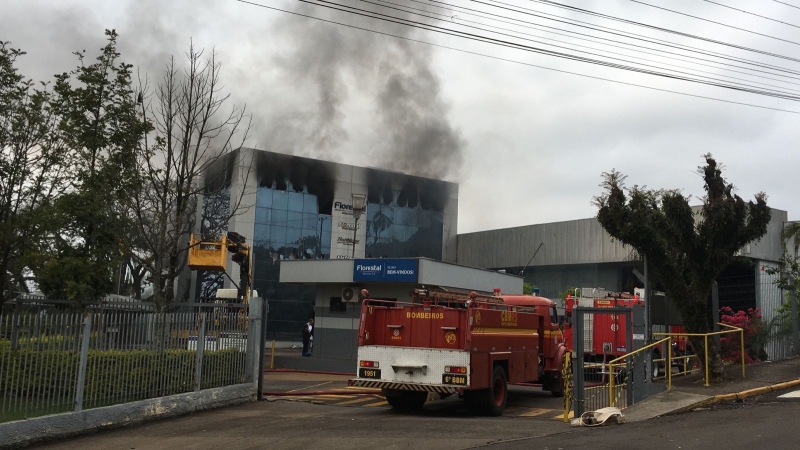 Incêndio atinge fábrica da Florestal, em Lajeado