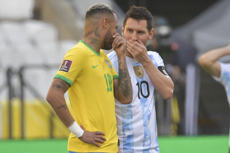 Sem ainda terem feito a primeira partida contra a Argentina, Neymar e Messi se reencontram pelo returno