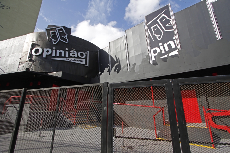 {'nm_midia_inter_thumb1':'https://www.jornaldocomercio.com/_midias/jpg/2021/09/21/206x137/1_ap_21092021___opiniao__6_-9421659.jpg', 'id_midia_tipo':'2', 'id_tetag_galer':'', 'id_midia':'614a3143d8135', 'cd_midia':9421659, 'ds_midia_link': 'https://www.jornaldocomercio.com/_midias/jpg/2021/09/21/ap_21092021___opiniao__6_-9421659.jpg', 'ds_midia': 'Fotos da fachada do bar Opinião ', 'ds_midia_credi': 'ANDRESSA PUFAL/JC', 'ds_midia_titlo': 'Fotos da fachada do bar Opinião ', 'cd_tetag': '1', 'cd_midia_w': '800', 'cd_midia_h': '533', 'align': 'Left'}