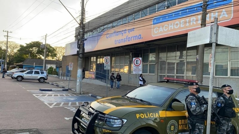A sede da Prefeitura de Cachoeirinha é alvo de mandados de busca e apreensão nesta manhã