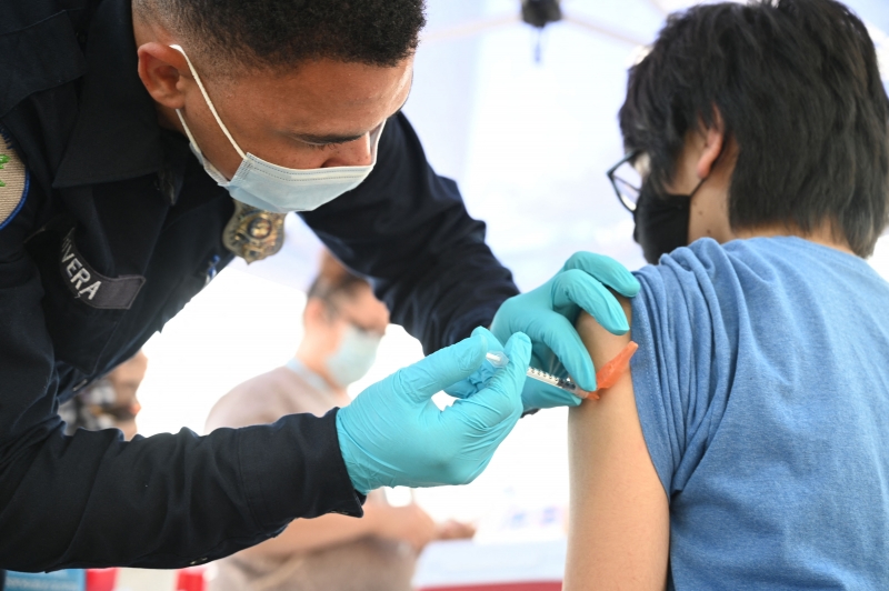 Adolescente de 12 a 18 anos já estão sendo vacinados nos EUA