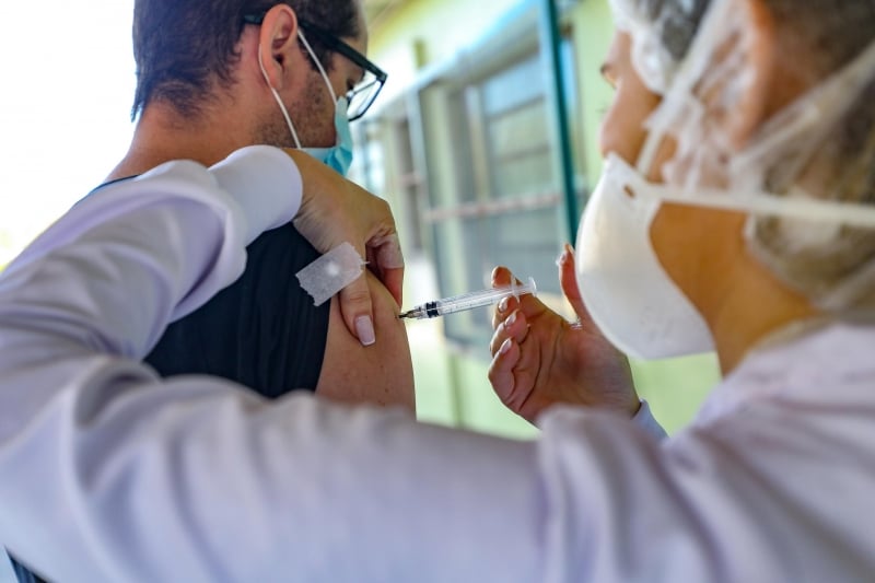Cerca de 5,7 milhões pessoas que podem ser imunizadas completaram o esquema completo