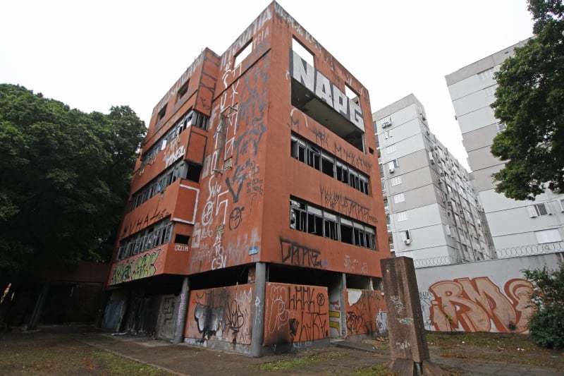 Ufrgs e prefeitura da capital vinham negociando a cessão do uso do imóvel desde janeiro