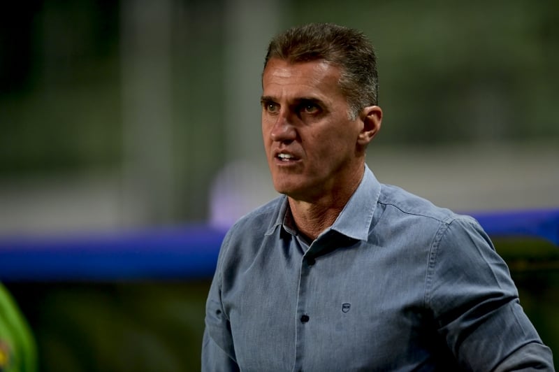 Vagner Mancini trocou o América-MG pelo Grêmio, com  missão de evitar a queda gremista  