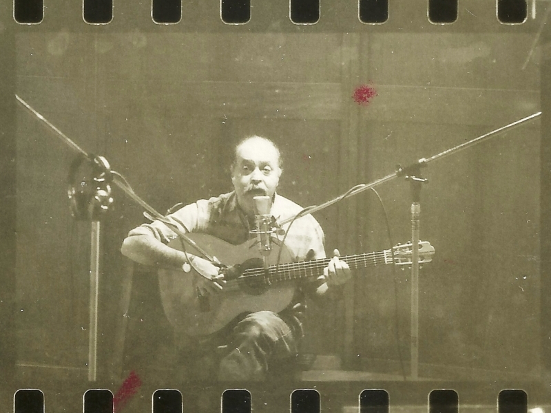 João da Benga gravou disco lançado pela prefeitura de POA em 1995