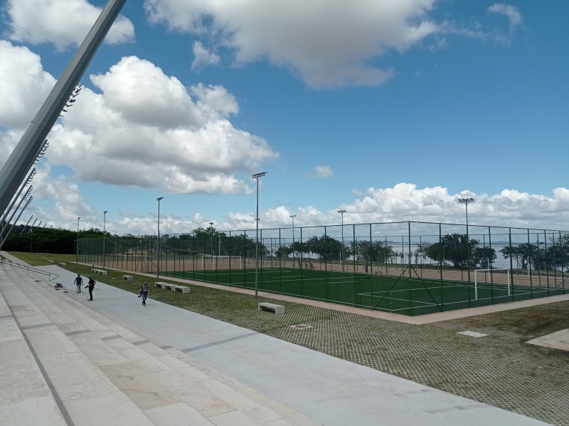 {'nm_midia_inter_thumb1':'https://www.jornaldocomercio.com/_midias/jpg/2021/10/20/206x137/1_1634762878353-9449077.jpg', 'id_midia_tipo':'2', 'id_tetag_galer':'', 'id_midia':'617082a9b83fc', 'cd_midia':9449077, 'ds_midia_link': 'https://www.jornaldocomercio.com/_midias/jpg/2021/10/20/1634762878353-9449077.jpg', 'ds_midia': 'Trecho 3 da orla do Gua&iacute;ba ter&aacute; 29 quadras esportivas', 'ds_midia_credi': 'JULIANO TATSCH/ESPECIAL/JC', 'ds_midia_titlo': 'Trecho 3 da orla do Gua&iacute;ba ter&aacute; 29 quadras esportivas', 'cd_tetag': '1', 'cd_midia_w': '800', 'cd_midia_h': '598', 'align': 'Left'}