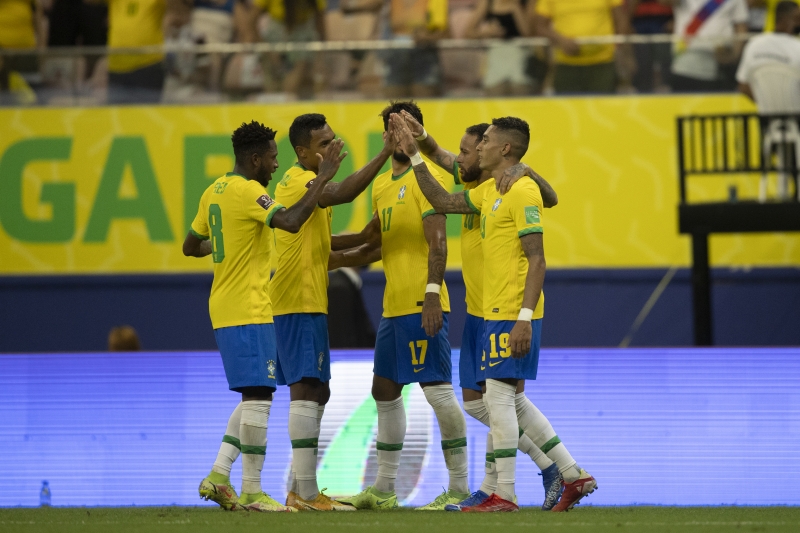 Com as vitórias sobre Venezuela e Uruguai e o empate com a Colômbia, a seleção brasileira chegou aos 1.820,36 pontos
