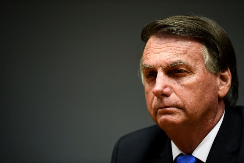 O desentendimento começou porque o humorista havia perguntado, sem citar o senador Flávio Bolsonaro (Patriota-RJ), se quem pratica rachadinha deveria ser preso