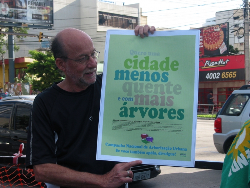 Hugo iniciou sua atuação nos atos pela preservação das árvores na Rua Gonçalo de Carvalho