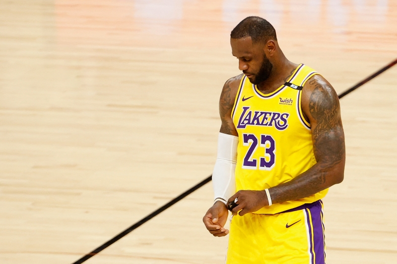 LeBron James, do Los Angeles Lakers, é um dos atletas em atividade no top 75