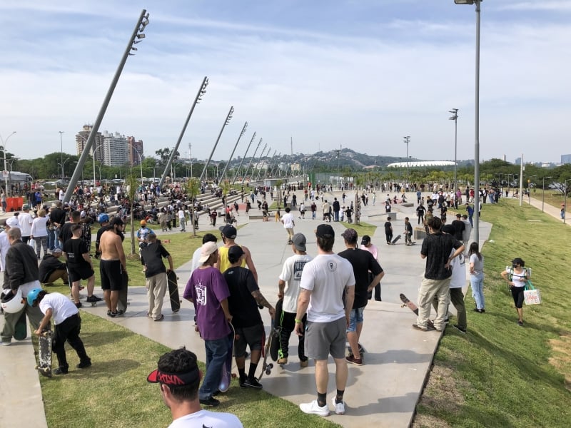 Nova pista, a maior da Am�rica Latina, ficou lotada por centenas de skatistas logo que foi aberta
