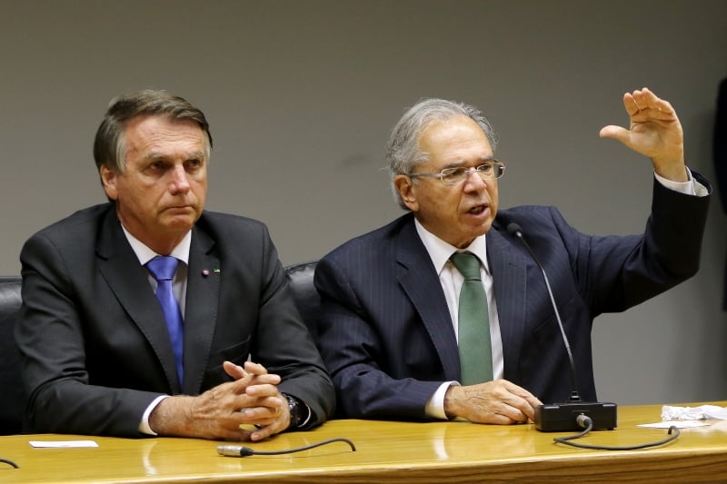 Ministro discursou na abertura do fórum Invest in Brazil, onde também está Bolsonaro