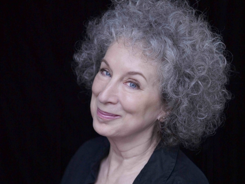 Aos 82 anos, premiada romancista, poetisa, contista, ensaísta e crítica literária já publicou  22 títulos