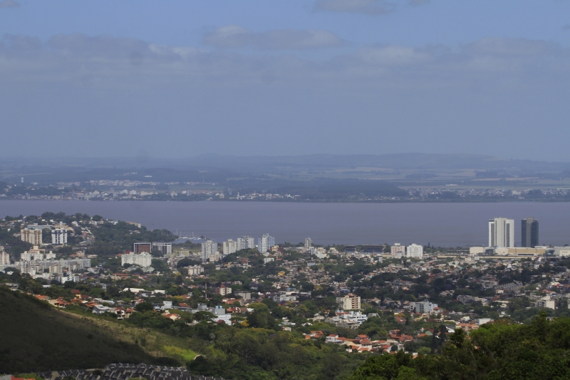 Porto Alegre é exemplo de baixo crescimento populacional, mas aumento da demanda por serviços