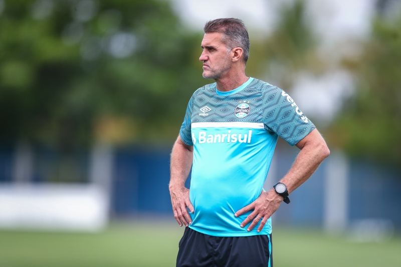 Vagner Mancini tem o 
pior início dos técnicos no ano