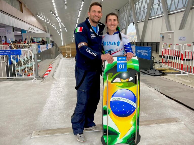 Nicole vem quebrando barreiras no skeleton, uma variação do bobsled