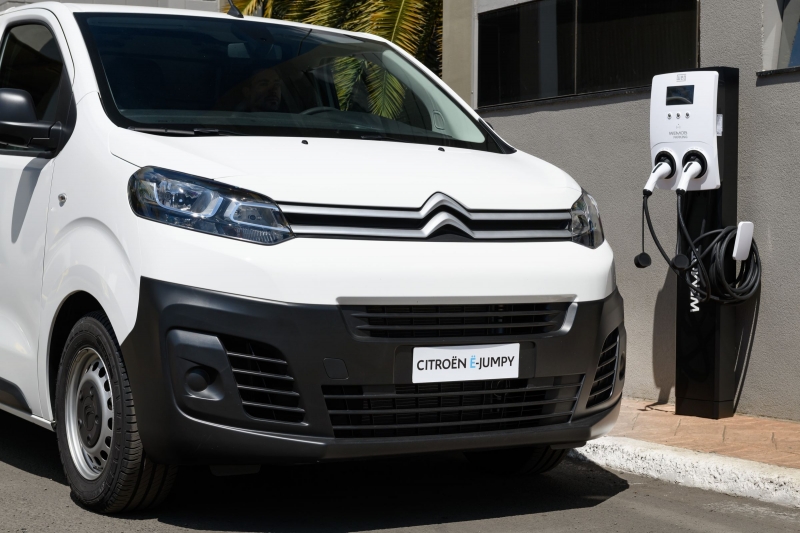 Furgão Ë-Jumpy será o primeiro veículo 100% elétrico vendido pela marca francesa na região 
