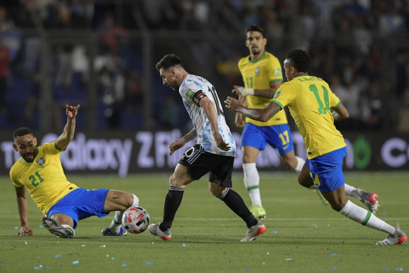Com Brasil e Argentina classificados, restam apenas duas vagas diretas e uma para a repescagem na América do Sul
