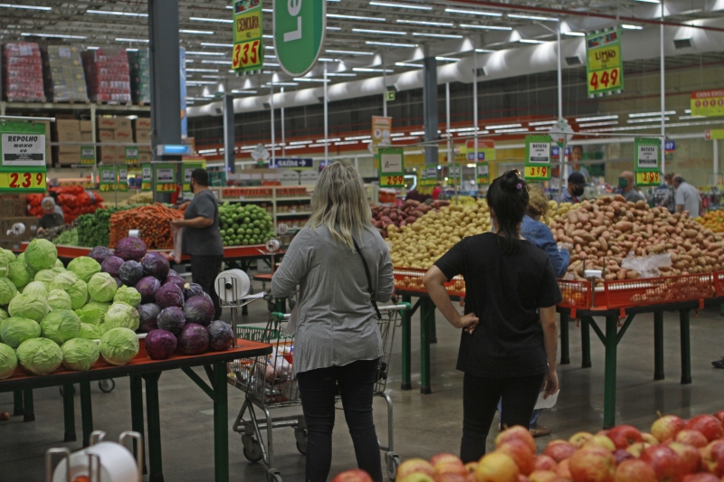 IPCA de setembro sobe 0,44% após cair 0,02% em agosto, afirma IBGE
