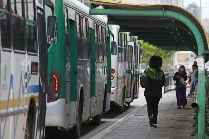 Atendendo ao aumento da demanda, seis linhas passam a contar com maior oferta de viagens