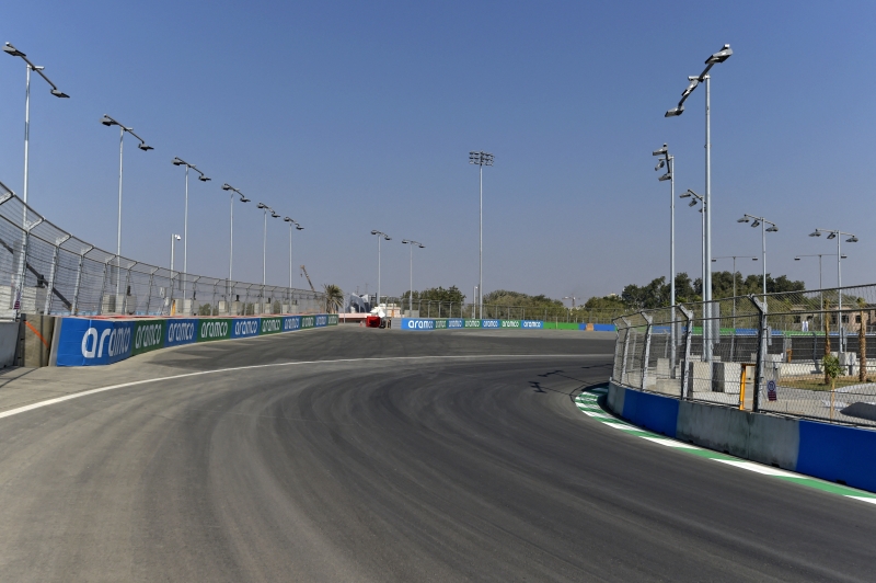 Para a promoção internacional da Arábia Saudita foi necessária a construção de um autódromo na cidade de Jeddah