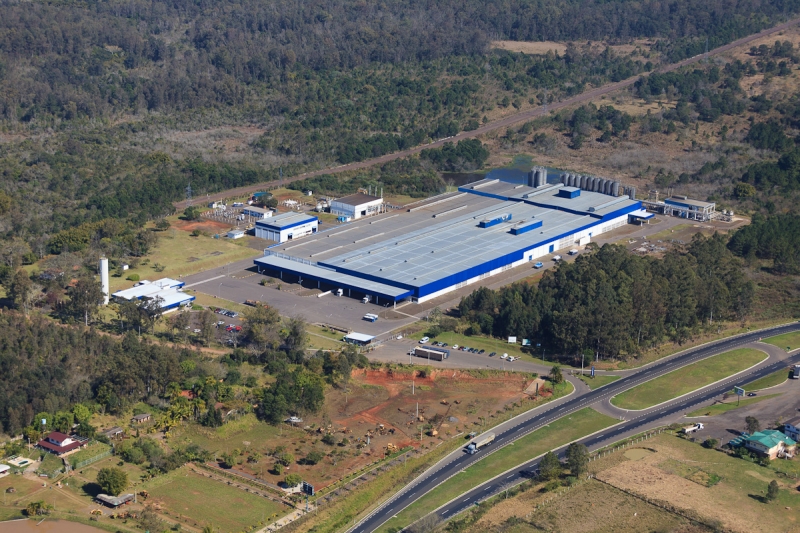 Com unidade fabril localizada em Montenegro, a empresa gera mais de 400 empregos