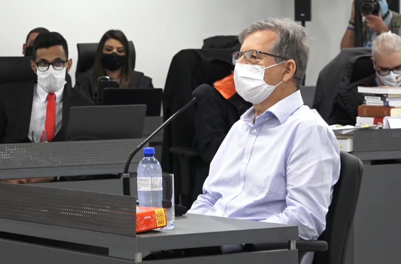 {'nm_midia_inter_thumb1':'https://www.jornaldocomercio.com/_midias/jpg/2021/12/03/206x137/1_pedrinho_antonio_bortoluzzi__testemunha_de_defesa_arrolada_pelas_advogadas_de_marcelo_de_jesus_dos_santos-9488430.jpg', 'id_midia_tipo':'2', 'id_tetag_galer':'', 'id_midia':'61aa6bd2bf00e', 'cd_midia':9488430, 'ds_midia_link': 'https://www.jornaldocomercio.com/_midias/jpg/2021/12/03/pedrinho_antonio_bortoluzzi__testemunha_de_defesa_arrolada_pelas_advogadas_de_marcelo_de_jesus_dos_santos-9488430.jpg', 'ds_midia': 'Pedrinho Ant&ocirc;nio Bortoluzzi, testemunha de defesa arrolada pelas advogadas de Marcelo de Jesus dos Santos - Kiss', 'ds_midia_credi': 'Reprodu&ccedil;&atilde;o/YouTube TJ-RS/JC', 'ds_midia_titlo': 'Pedrinho Ant&ocirc;nio Bortoluzzi, testemunha de defesa arrolada pelas advogadas de Marcelo de Jesus dos Santos - Kiss', 'cd_tetag': '1', 'cd_midia_w': '800', 'cd_midia_h': '528', 'align': 'Left'}