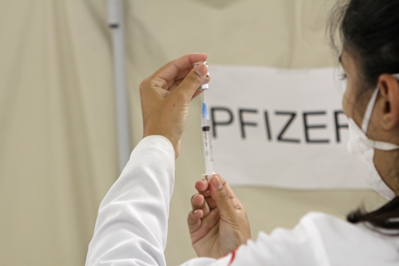 A vacina da Pfizer é a única até agora aprovada por órgãos técnicos para aplicação nas crianças