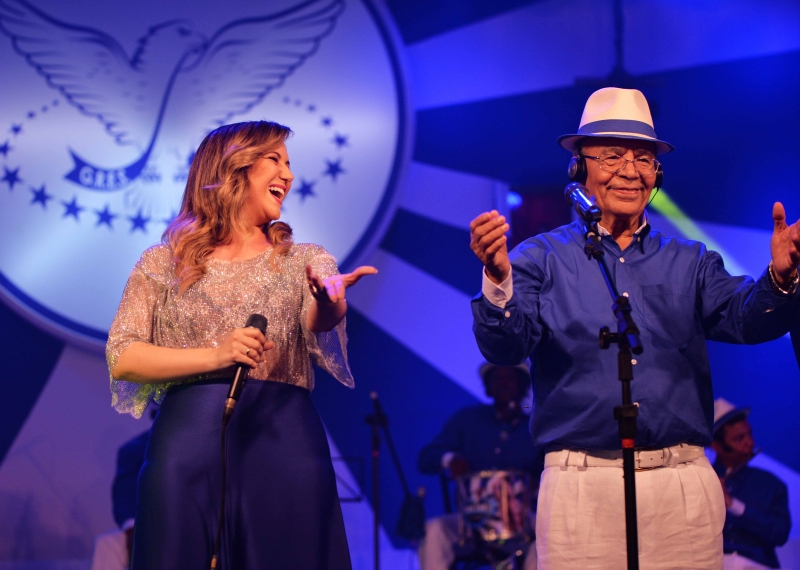 Monarco e a cantora Maria Rita participaram de uma gravação da Velha Guarda da Portela em 2015