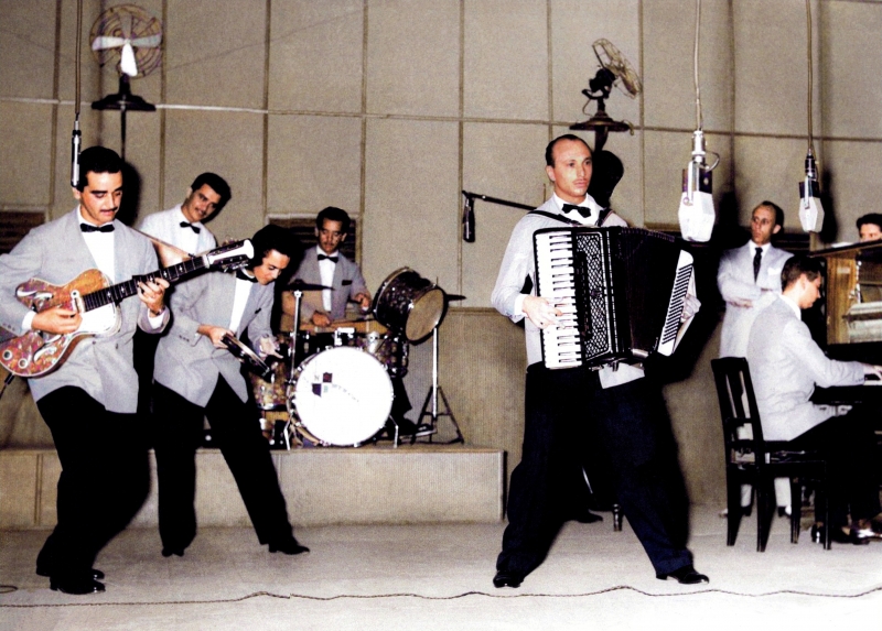 Somando estilos como a bossa nova e a canção romântica italiana, Norberto e cia. seguiram na crista da onda