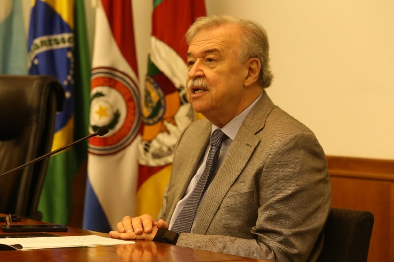 Medida eleva a desconfiança na solidez fiscal do Brasil, afirma Gilberto Petry