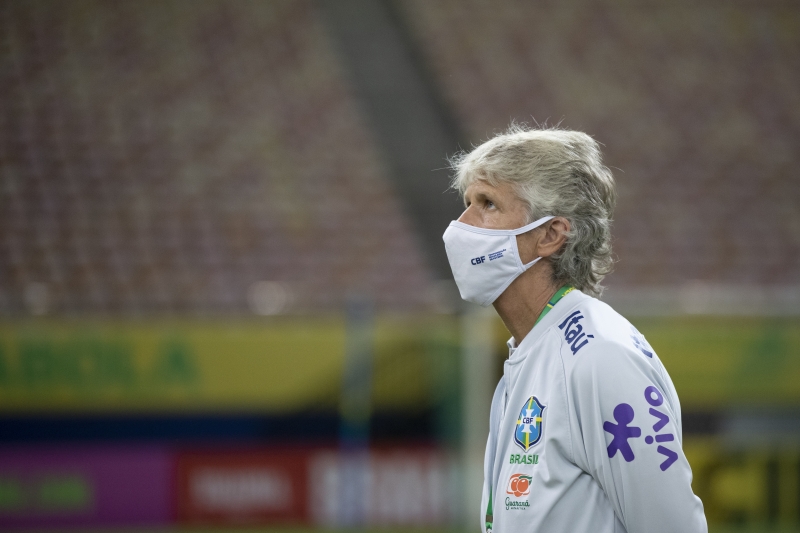 Com a seleção feminina, Pia Sundhage soma 29 jogos, com 18 vitórias, oito empates e três derrotas