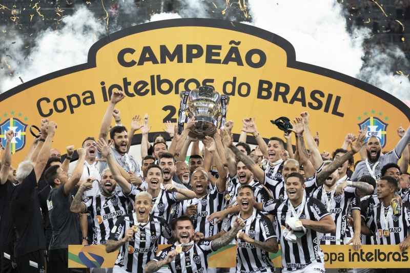 Campeão estadual e brasileiro, o Atlético garantiu a Tríplice Coroa na temporada