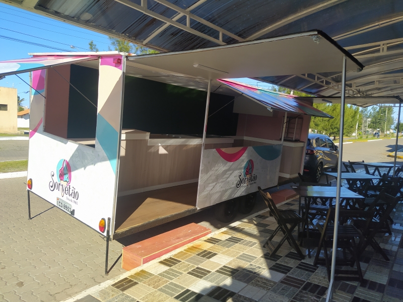 O público entra na estrutura e escolhe como deseja montar o pote Foto: Arquivo Pessoal/Divulgação/JC