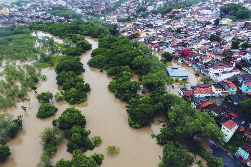 A estimativa do governo é que mais de 470 mil pessoas foram afetadas pelas chuvas no Estado