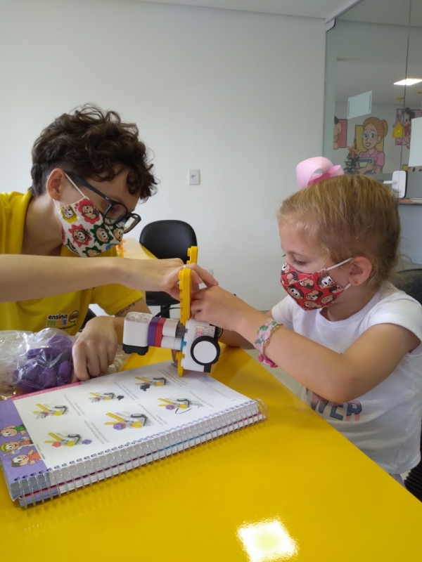 São ofertados testes de nivelamento para as crianças interessadas Foto: ENSINAMAIS/DIVULGAÇÃO/JC