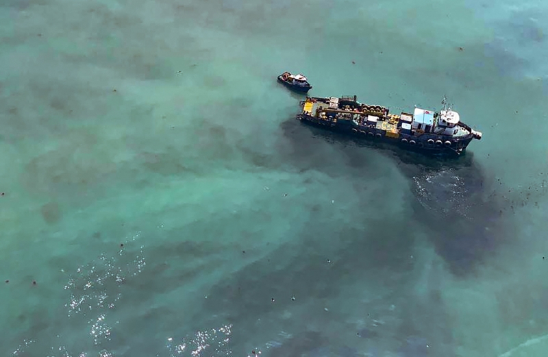 Ainda não há indicação do volume de petróleo derramado na costa peruana