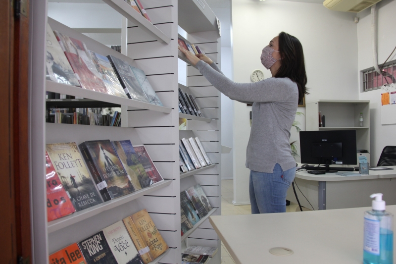 Durante o período, livros não precisarão ser devolvidos e não haverá cobrança de multas
