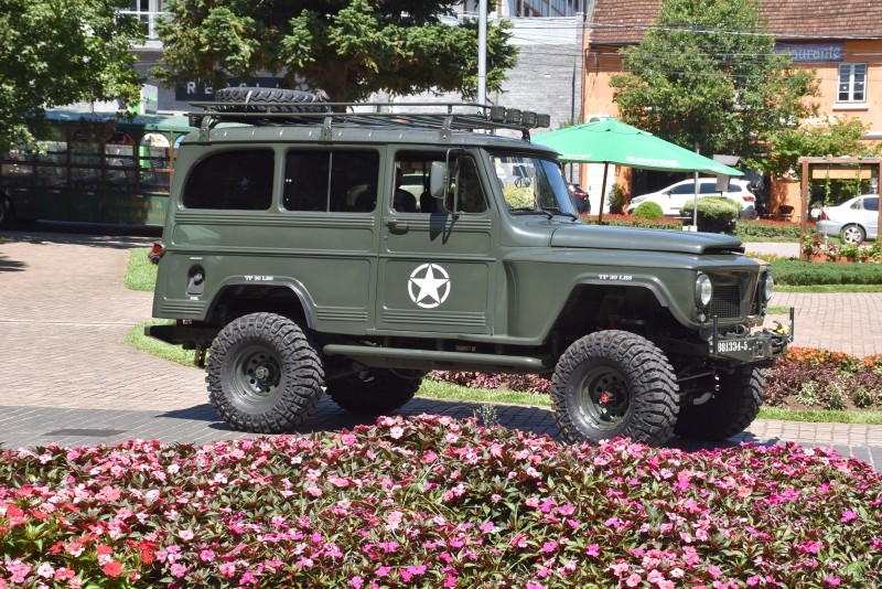 Já são 160 veículos inscritos para o evento que acontece na Praça das Flores