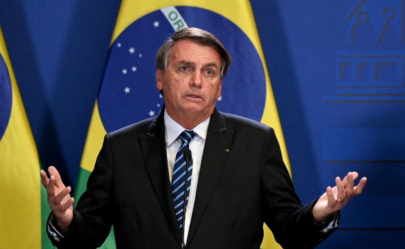 A campanha de Bolsonaro busca associar os atos pró-democracia à oposição. 