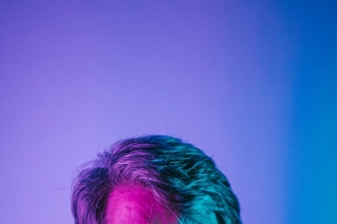 'No meio do caminho', álbum póstumo de Beni, um dos fundadores do Kid Abelha, chega às plataformas digitais