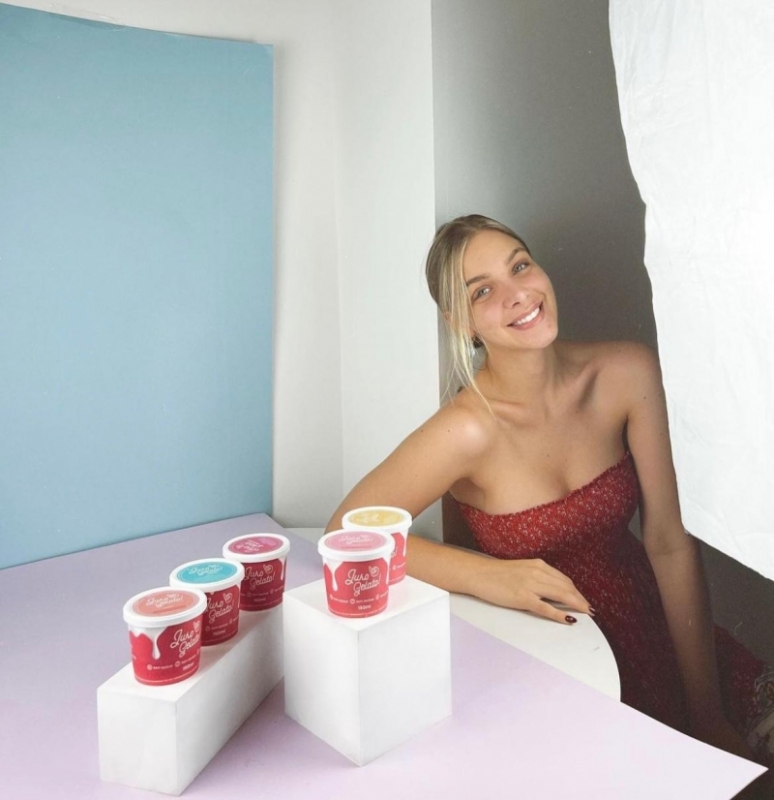 Paola &eacute; a idealizadora da Juro de Dedinho, que est&aacute; em expans&atilde;o Foto: ARQUIVO PESSOAL/DIVULGA&Ccedil;&Atilde;O/JC