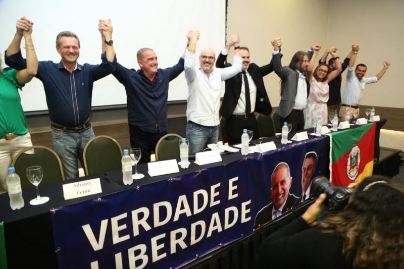 Políticos como o ministro Onyx Lorenzoni e o vice-prefeito da Capital, Ricardo Gomes, ingressarão no PL 