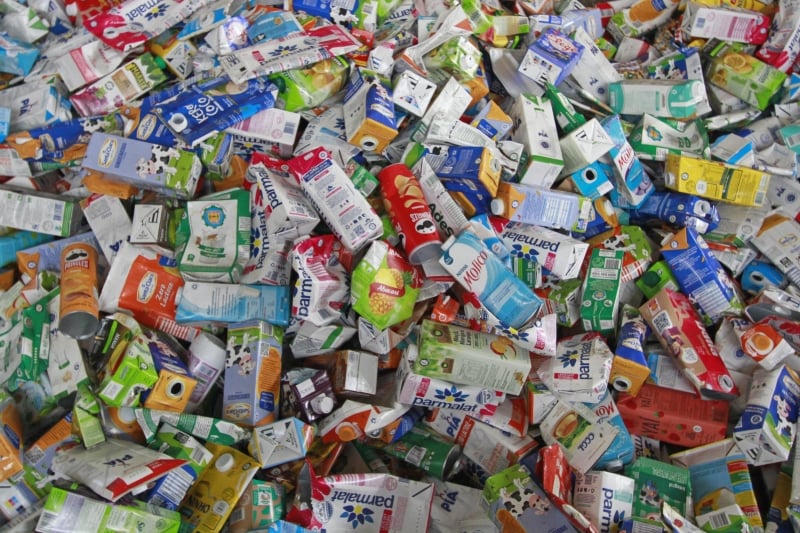 Ideal &eacute; separar emabalagens de acordo com o tipo de material; ser&aacute; aceita qualquer quantidade de res&iacute;duo