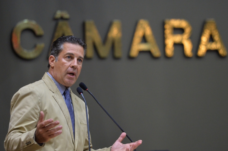 Retrato. Vereador Valter Nagelstein.