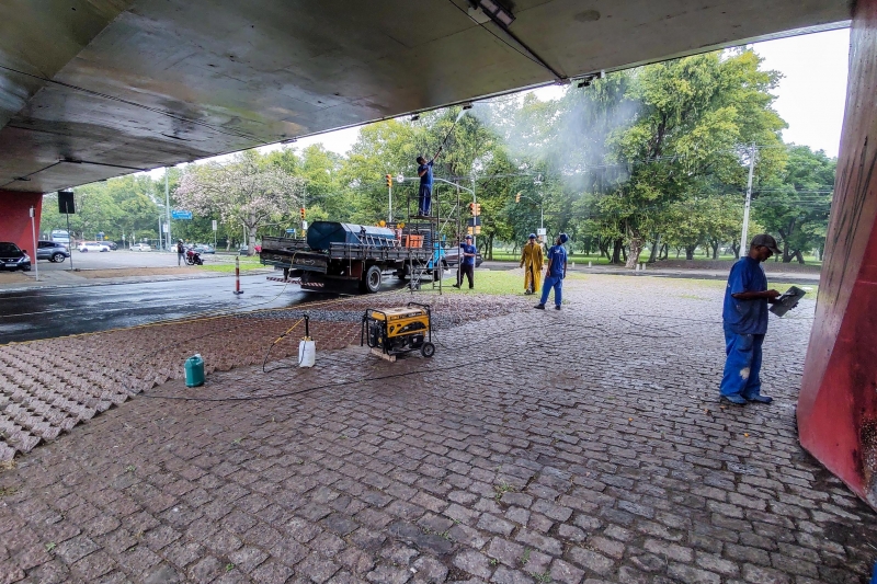 Revitalização da estrutura teve início nesta segunda-feira