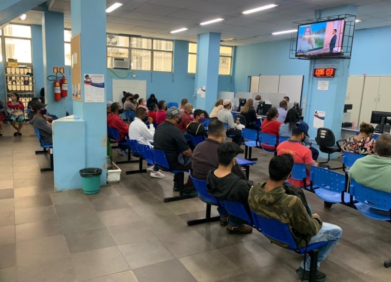 Em relação a um ano antes, a população ocupada cresceu 1,4% (mais 1,4 milhão)