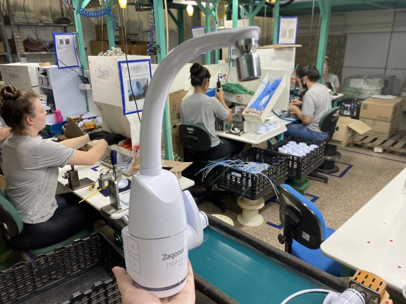 Também são produzidas pelo negócio torneiras e itens de iluminação, como lâmpadas de LED Foto: Zagonel/Divulgação/JC