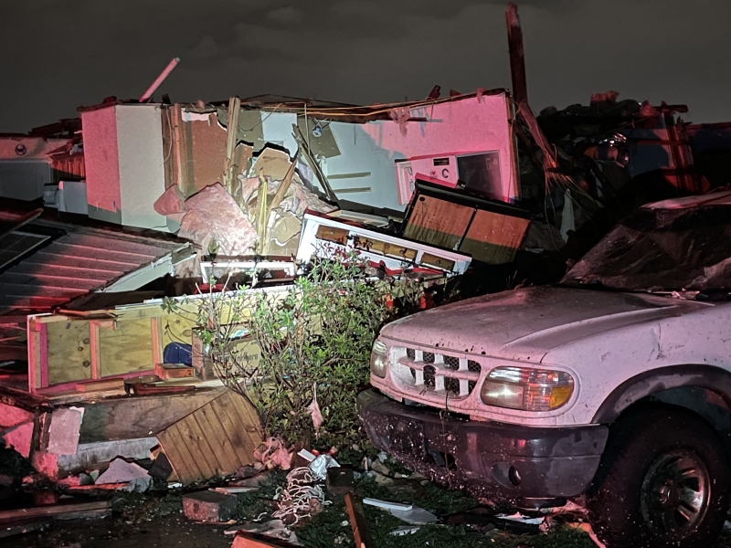 O tornado teria começado em um subúrbio de Nova Orleans, no estado de Luisiana, no sul dos EUA